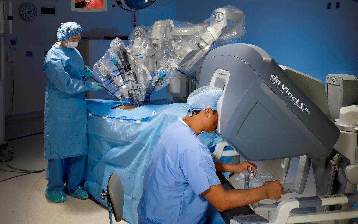 Treatments for HPV-Related Oropharyngeal Cancer: Robotic Surgery